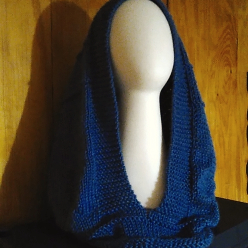 Knitted hood